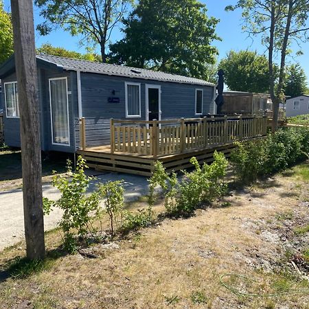 4 Persoons Chalet Hz 21 Lauwersoog Exterior photo